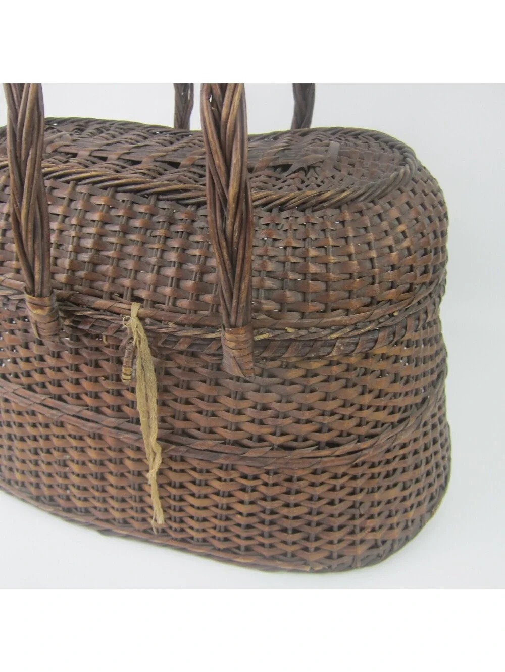 Vintage Wicker Basket Lid Handles Amish Kavli Sket 15